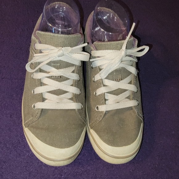 Teva women's canvas shoes - Picture 2 of 9